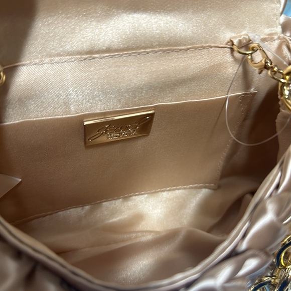 New Ruffle clutch purse gold chain for the shoulder by Jewel Badgley Mischka - Picture 2 of 9